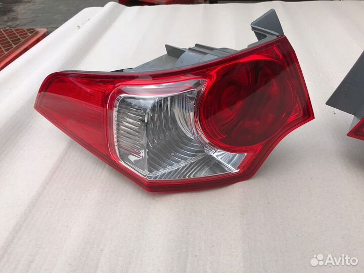 Фонари задние Honda Accord 8