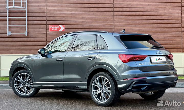 Audi Q3 2.0 AMT, 2019, 32 000 км
