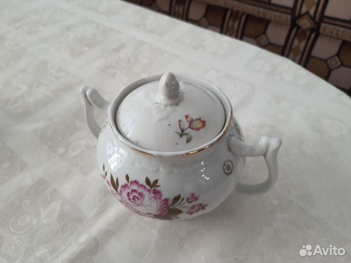 Сахарница фарфор