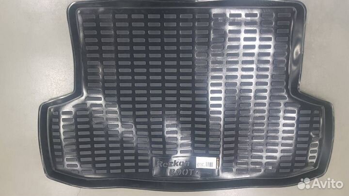 Коврик в багажник Toyota Camry (01)