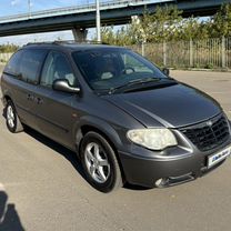 Chrysler Voyager 2.8 AT, 2004, 300 000 км, с пробегом, цена 600 000 руб.