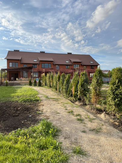 Дом 290 м² на участке 10 сот.