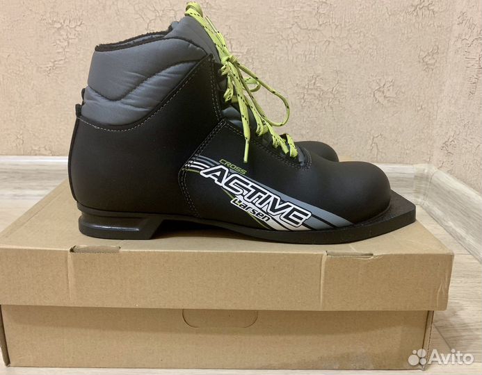 Лыжные ботинки Larsen