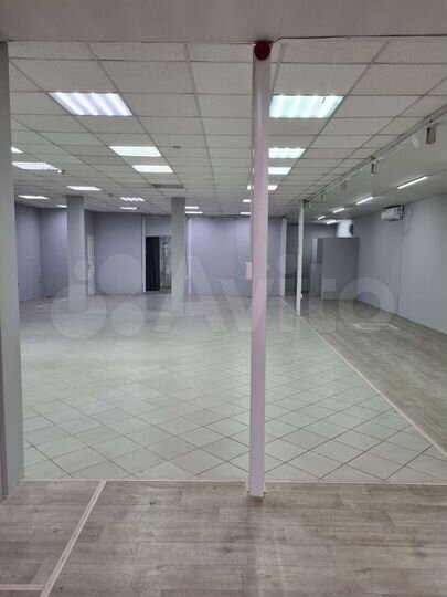 Торговая площадь, 182 м²