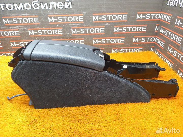 Центральная консоль Mercedes-Benz E-Class W211