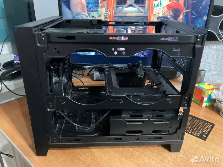 Корпус Corsair Obsidian 250d