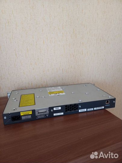 Коммутаторы Cisco WS-C2960-48тт-L, WS-C2950T-48-S1