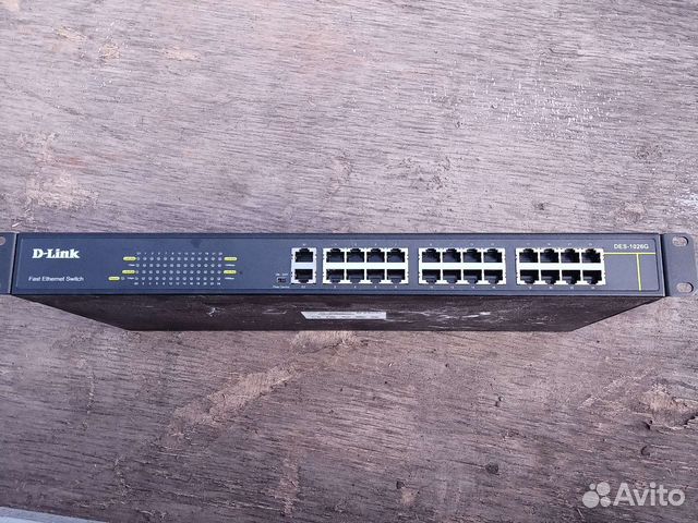 Коммутатор 24 портовый DES -1026g