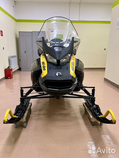 BRP SKI-DOO Grand Touring 900 ACE
