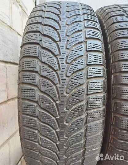 Bridgestone Blizzak LM-80 215/65 R16 98H