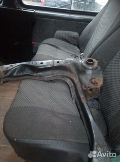 Подрамник для Hyundai Tucson 1