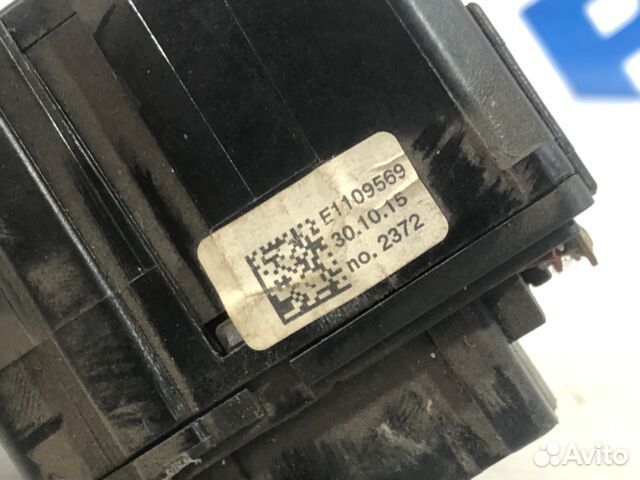 Переключатель подрулевой правый renault logan 2 1