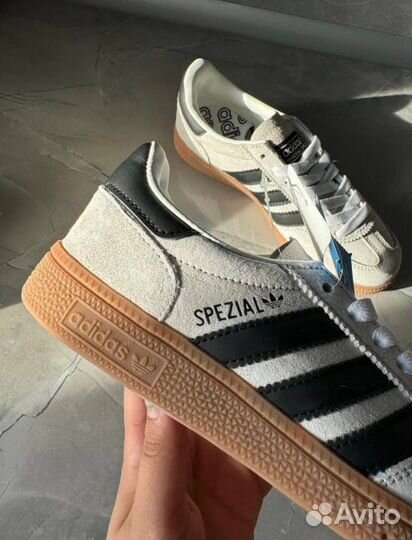 Кеды мужские и женские adidas