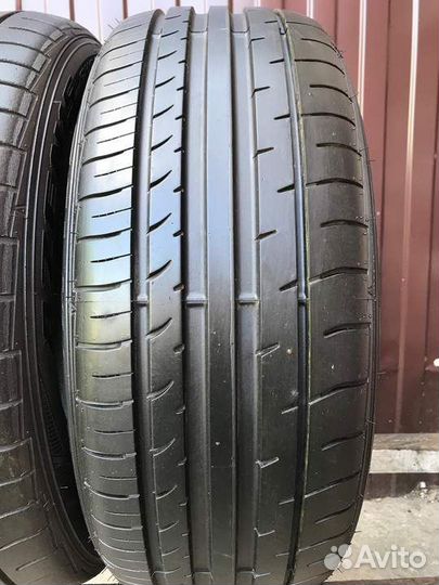 Falken Azenis FK-453CC 215/50 R18