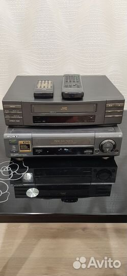 Видеомагнитофон sony и JVC