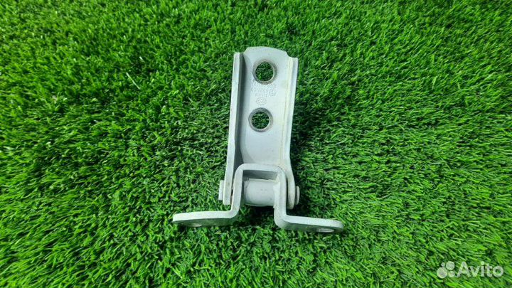 Петля двери верхняя передняя правая Brilliance V5