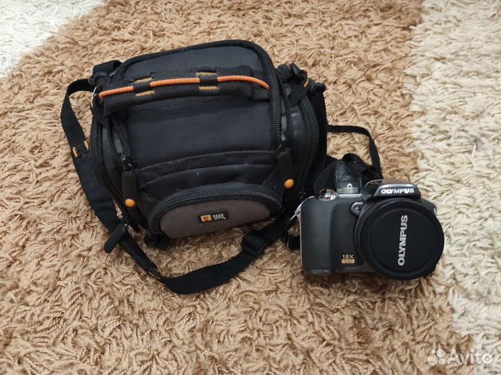 Зеркальный фотоаппарат