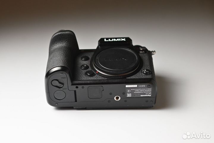 Panasonic lumix S1 body
