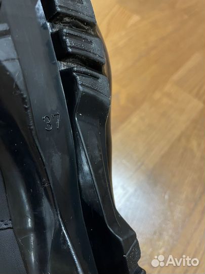 Ботинки для беговых лыж 37