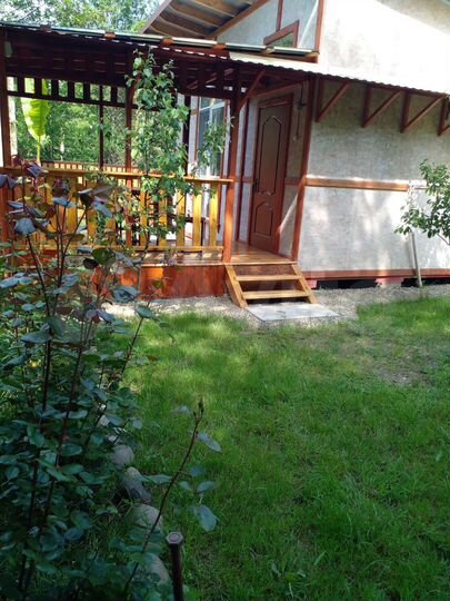 Дом 30 м² на участке 3 сот.