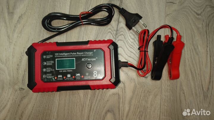 Зарядное устройство для АКБ 8А новое