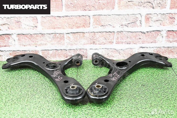 Рычаги нижние передние Toyota Prius ZVW30 2zrfxe