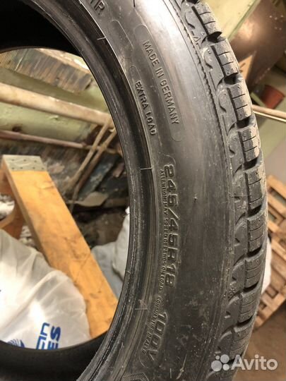 Goodyear UltraGrip 8 Performance 245/45 R18 100V