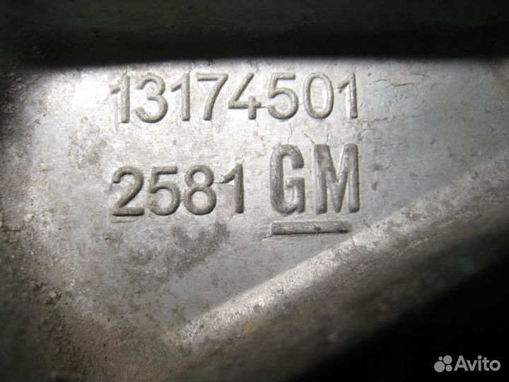 Кронштейн опоры двс задней Opel astra H 2009