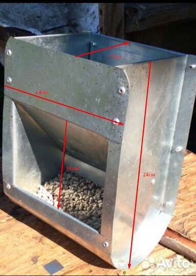 Продаю кормушки