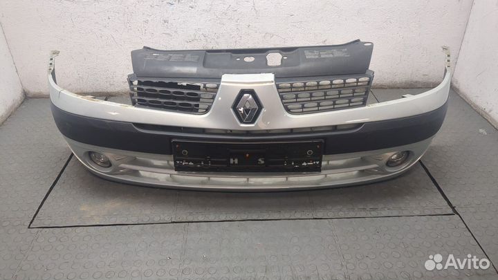 Бампер Renault Clio, 2003