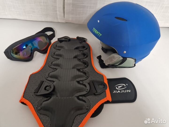 Защита, шлем горнолыжные детские