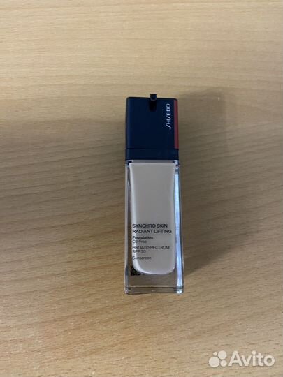 Тональный крем shiseido