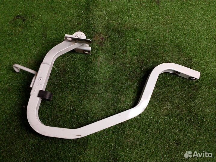 Петля двери багажника задняя правая Renault Logan