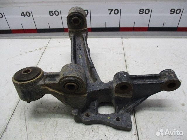 Кулак поворотный задний левый Toyota Camry XV50/XV55