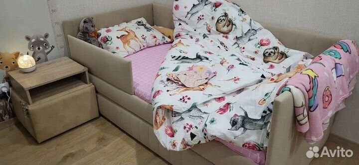 Кровать тахта детская с защитным бортом