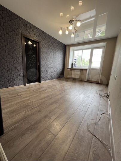 3-к. квартира, 55 м², 3/5 эт.