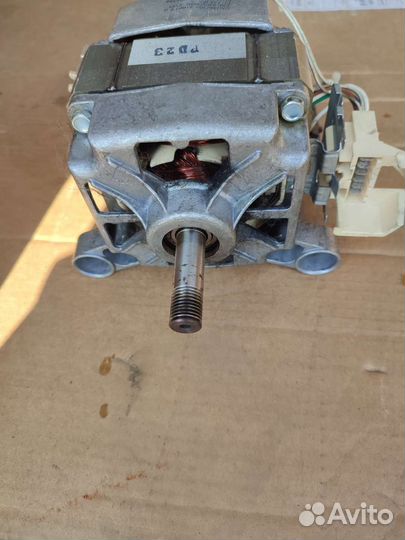 Двигататель стиральной машины