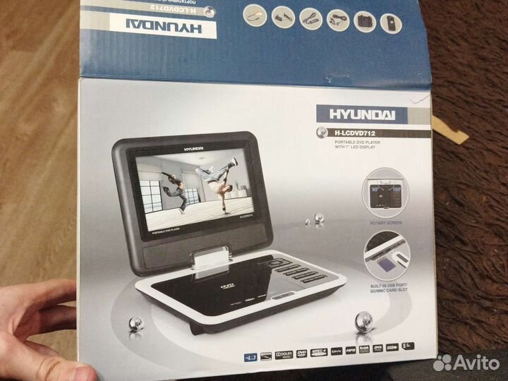 Hyundai H-lcdvd712