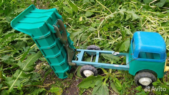 Игрушечные машинки СССР, модельки коллекционные