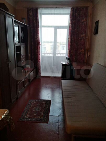 Комната 18 м² в 1-к., 2/4 эт.