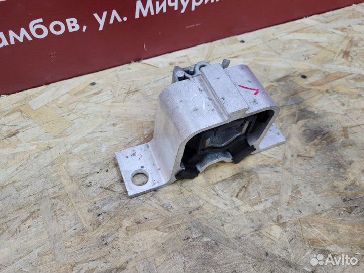 Опора двигателя LADA X-Ray