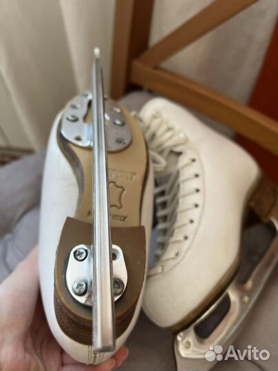 Коньки risport excellence 200, Matrix Supreme