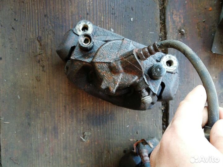 Передний суппорт Renault Fluence megane 3 scenic