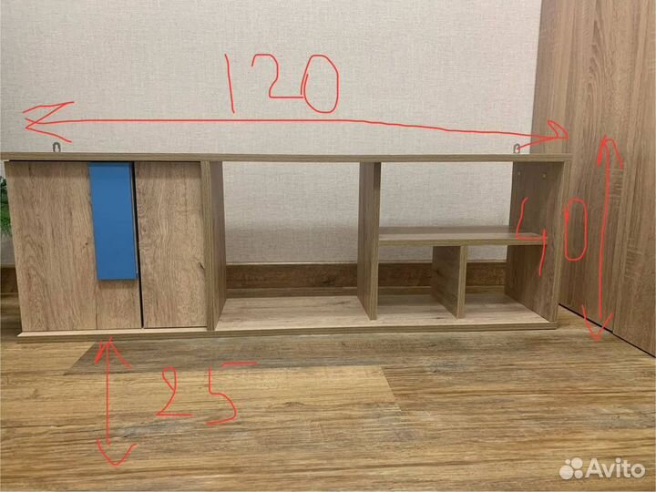 Комплект детской мебели. Полка, шкаф, комод