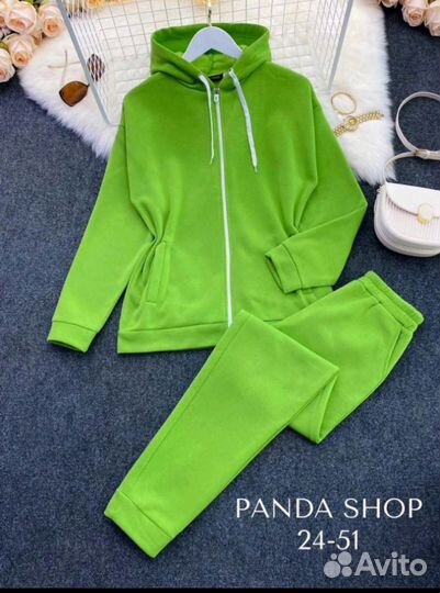 Костюм спортивный