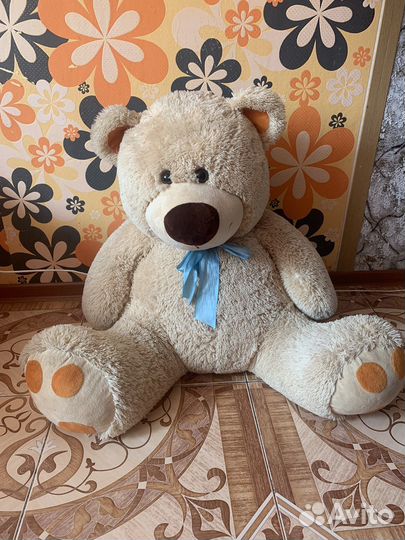 Плюшевый медведь