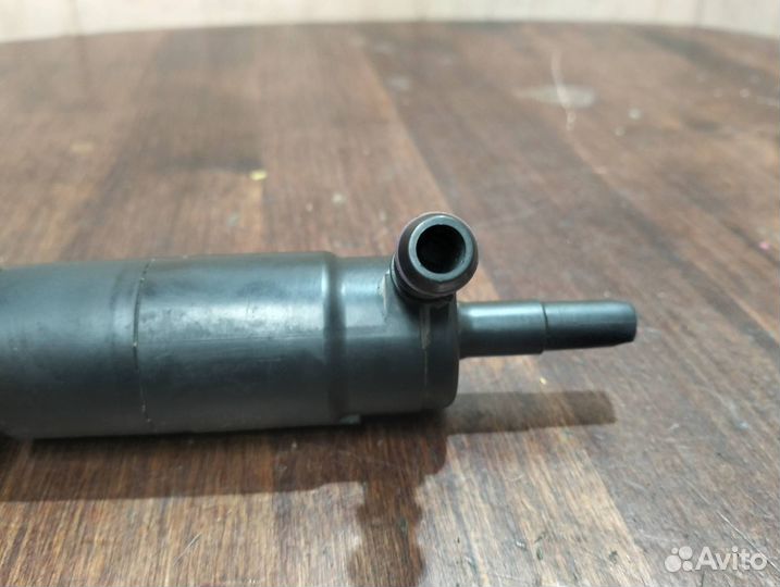 Насос (моторчик) омывателя стекла Volkswagen Bora