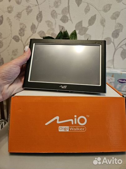 Gps навигатор MIO C725