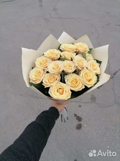 Букет с оформлением 15 роз Голландия