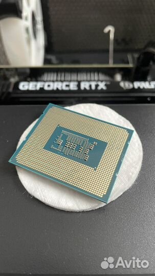 Процессор i3-12100f